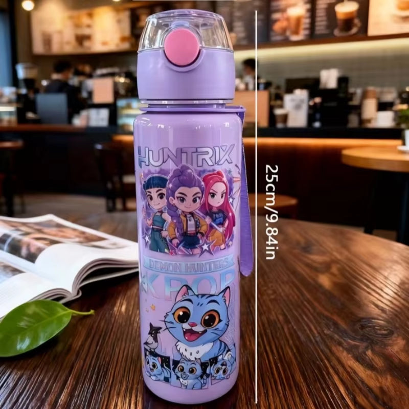 K Pop Demon Hunters Kawaii Cartoon Figure Water Bottle – Girls’ Summer Sports Large Capacity Plastic Bottle | Portable for Hikin